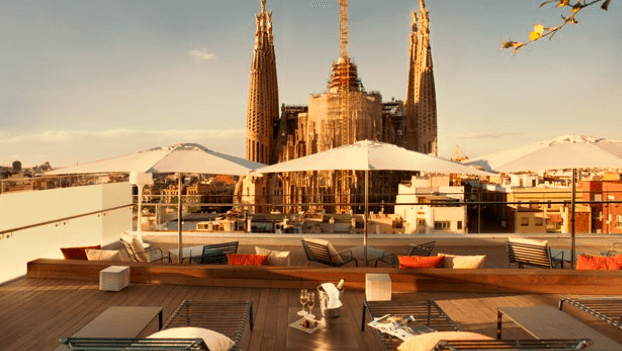 ¿Dónde comer cerca de la Sagrada Familia en septiembre de 2025?